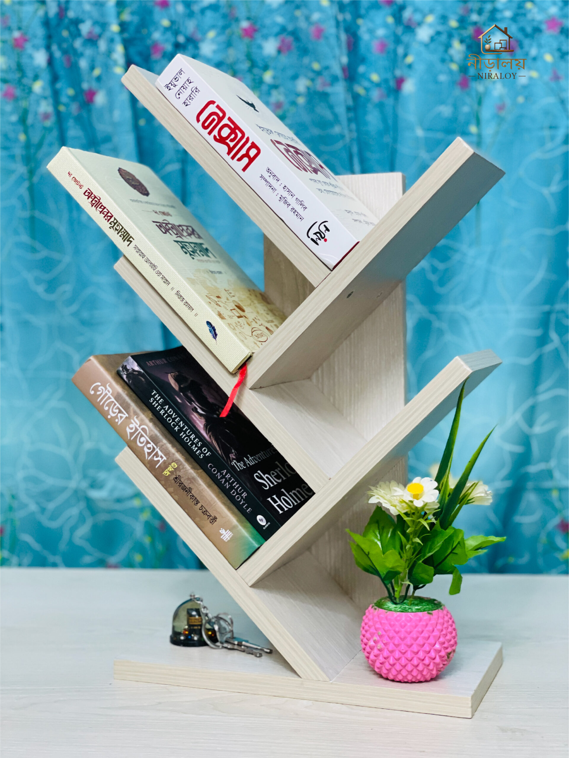 সাদা রঙের TreeShelf
